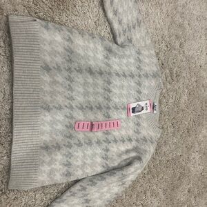 Women's Gray Sweater